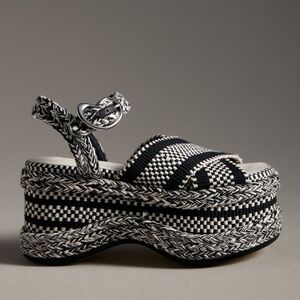 Amambiah Carmen Heels